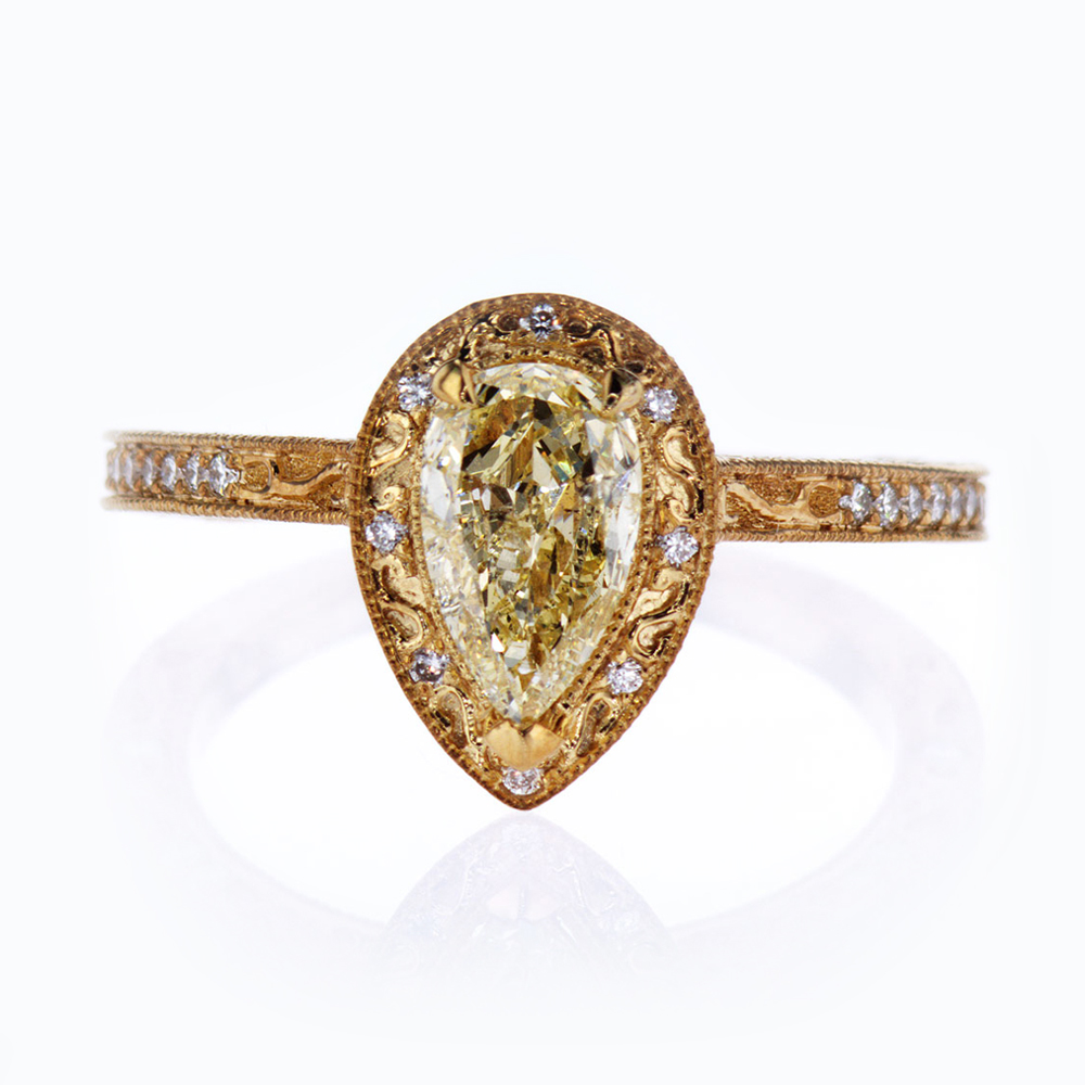Dino Lonzano bas-relief Engagement Ring, 18k Yellow Gold(semi mount)