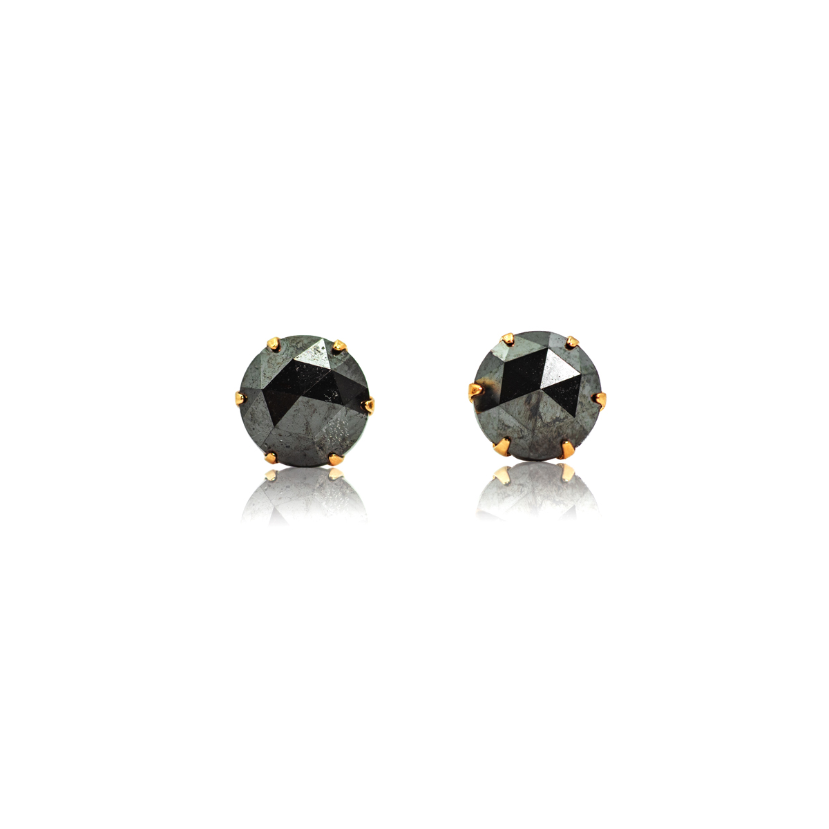 Round Shaped Stud Earrings in 18k Yellow Gold with Black Diamond