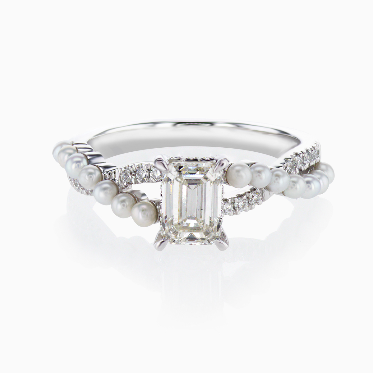 18k White Gold Twist Engagement Ring with  Lab-Grown Diamond & Pearl Accent