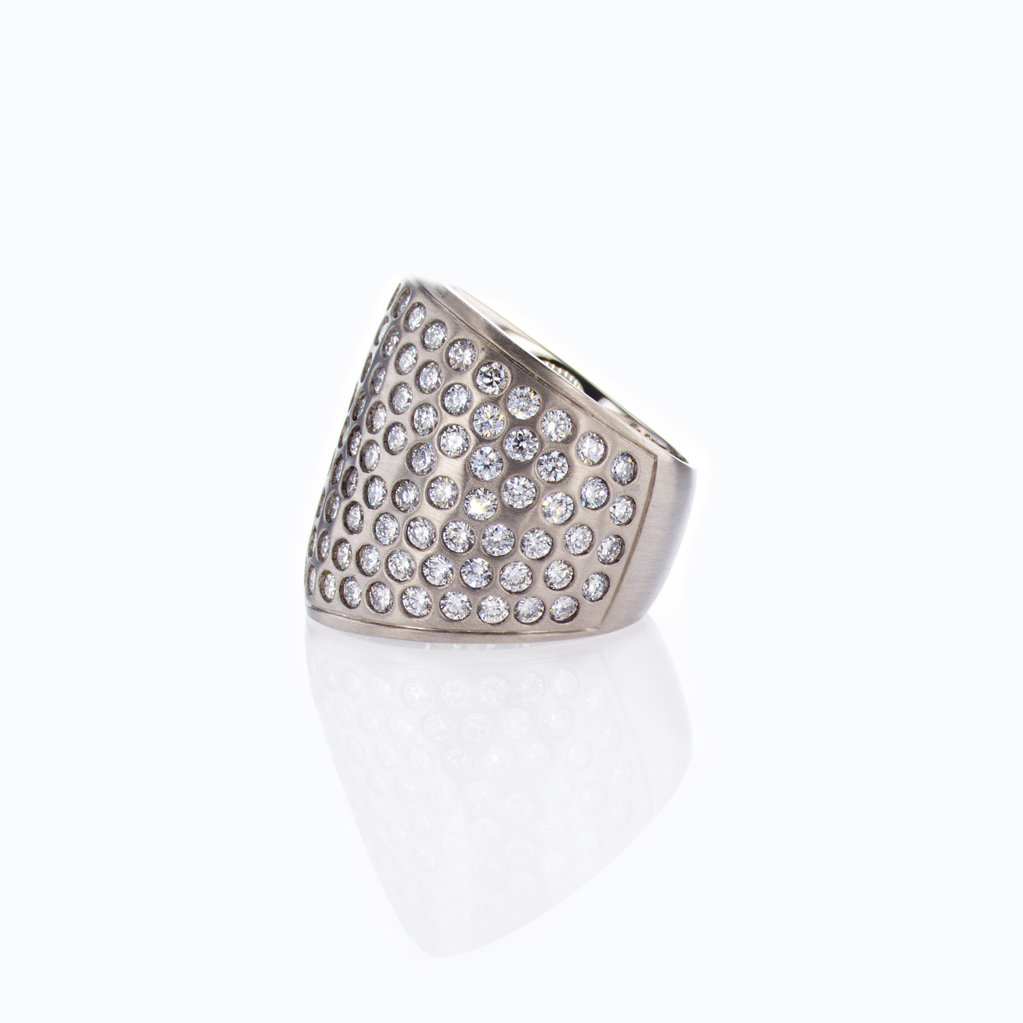 Dino Lonzano Burnished-set Lab-grown Diamond Fashion Ring