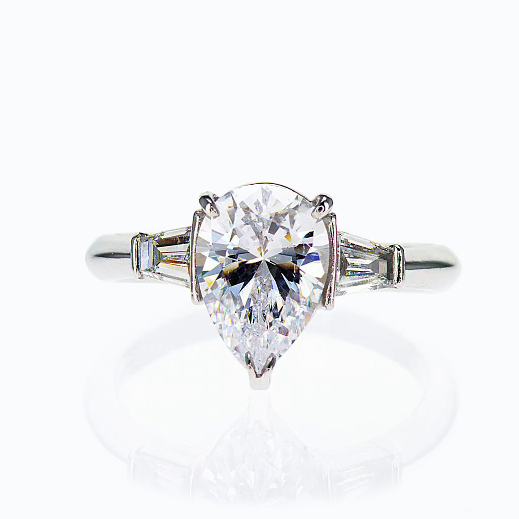 Pear Shape Semi-Mount Diamond Engagement Ring