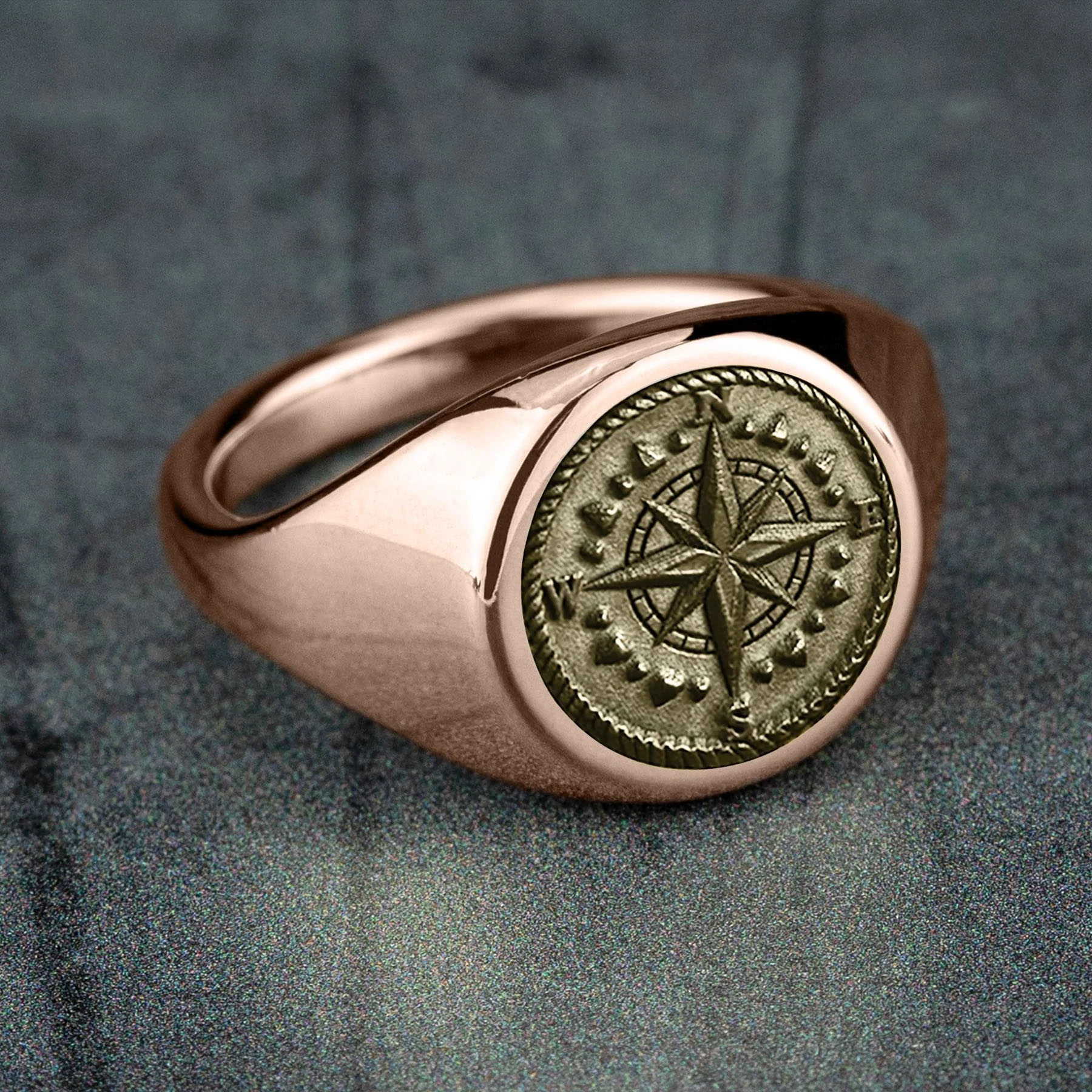 The Nomad - Customizable Signet Ring