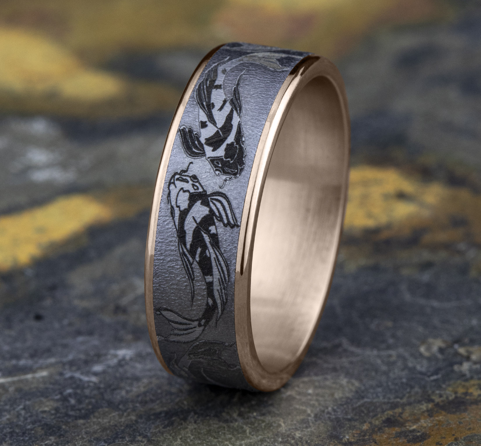 14k Rose Gold Men's Band with Koi Fish Design Tantalum Center, 7.5mm