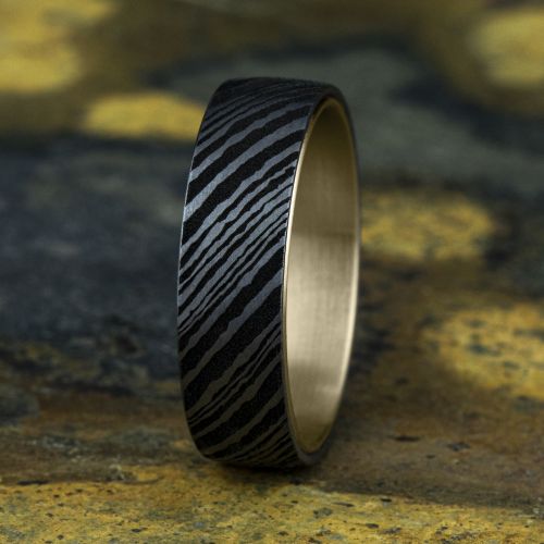 Hammered Finish 14k Yellow Gold Center Tantalum Men's Band, 8mm