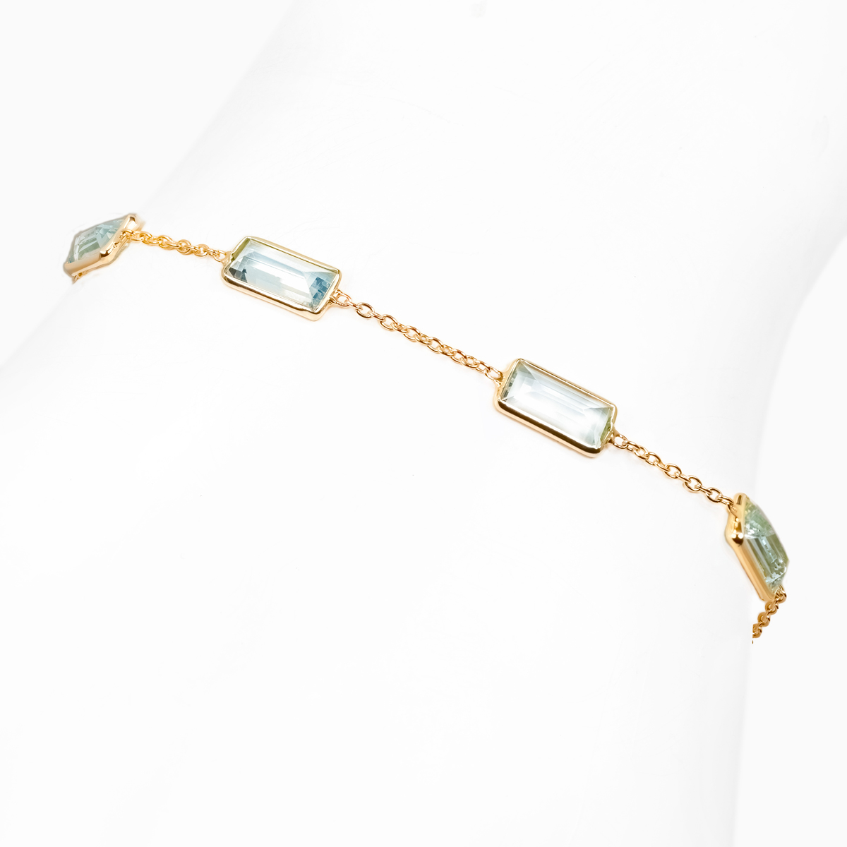 Aquamarine Geometric Tempo Bracelet in 14k Yellow Gold