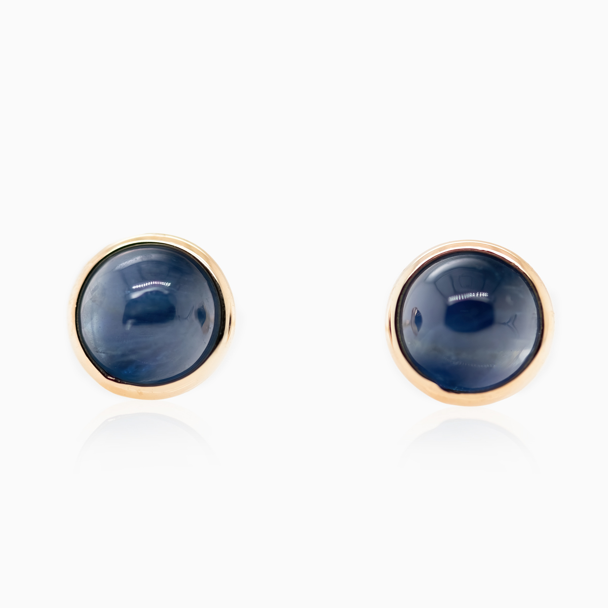 2 1/4 Ct Blue Sapphire Stud Earrings In White Gold (5.9 mm)