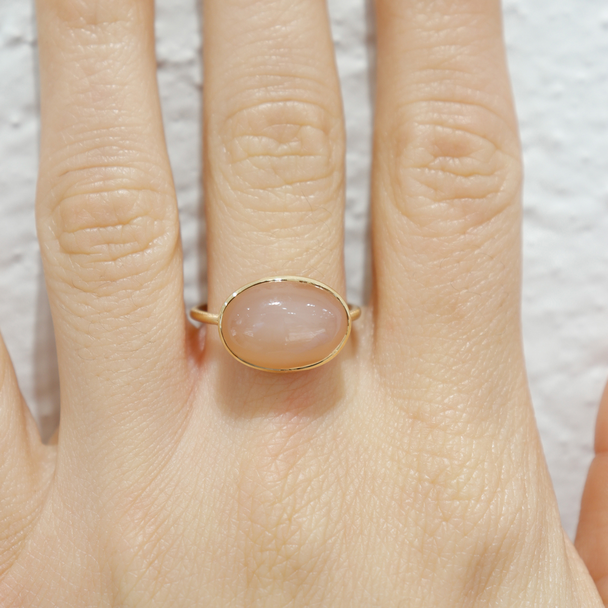 5-Carat Natural Peach Moonstone Ring, 18k Yellow Gold