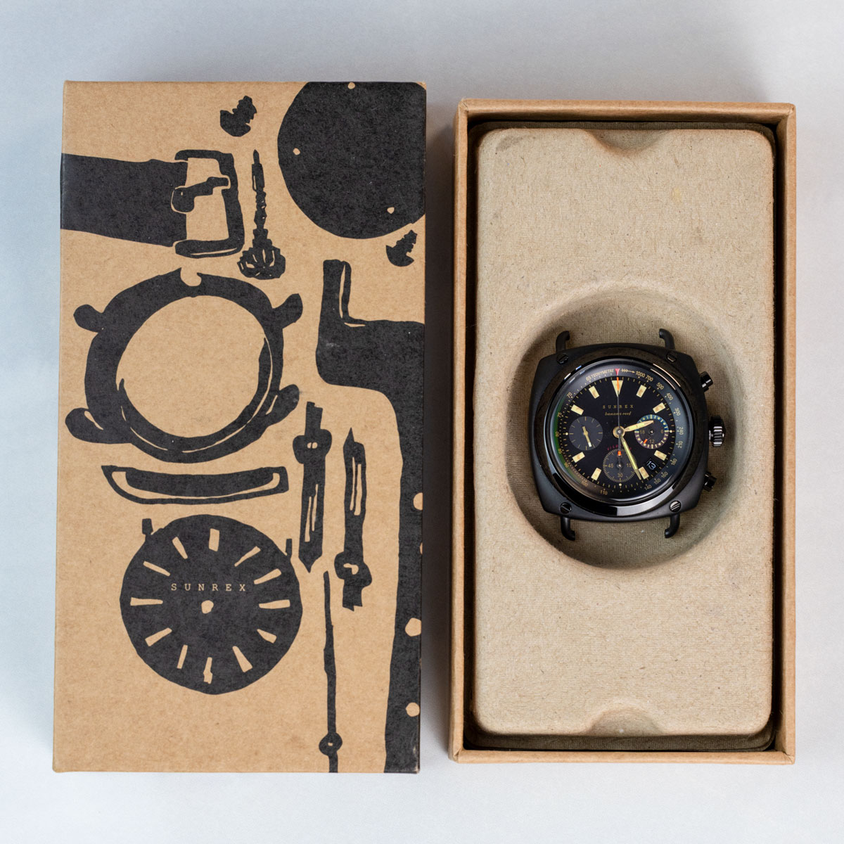 Sunrex Banana Reef, 40mm Solar Chronograph