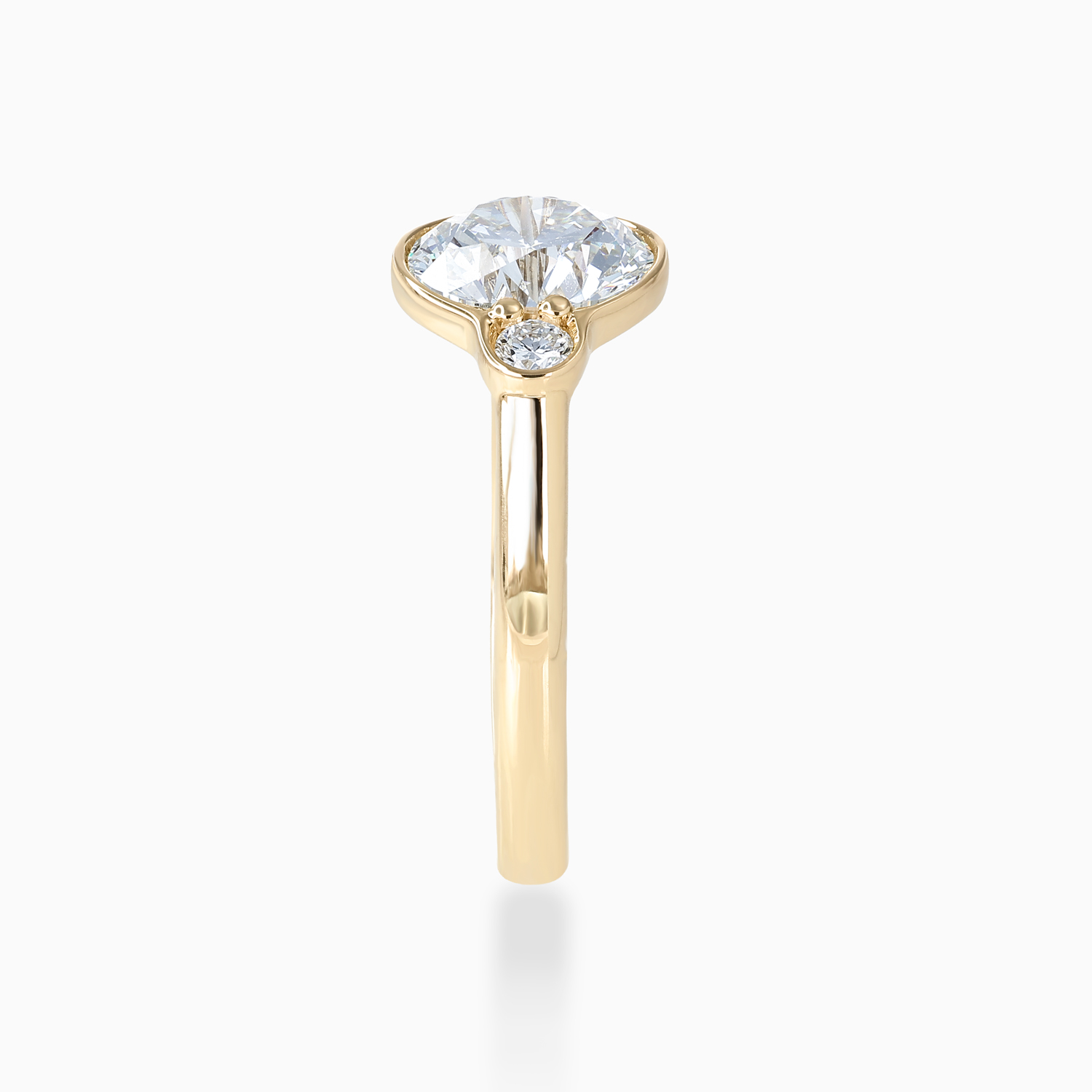 Integrated Side-Stone Round Diamond Engagement Ring